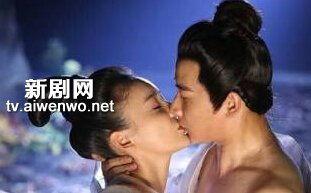 美女主播床吻戏,美女主播床吻戏幕后揭秘